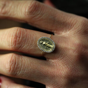 Miracle — Bague Madonne Iconique - Thumbnail Image 2